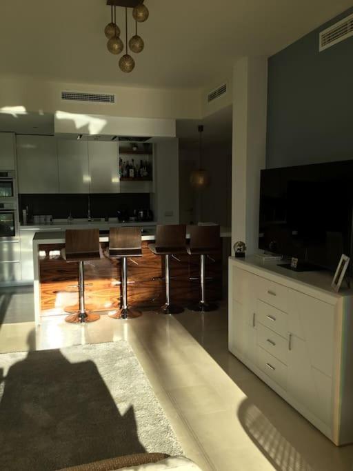 Alcazaba Blue Lagoon 3 Bedroom, Ground Floor Apartment Estepona Exterior foto